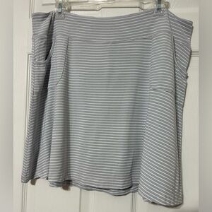 FRESH PRODUCE Women’s City Skort Stretch Knit Cloud Gray Pinstripe NWOT Size XL